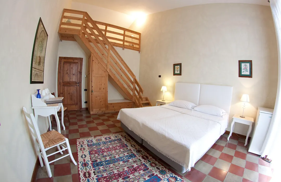 Agriturismo Le magnolie-1